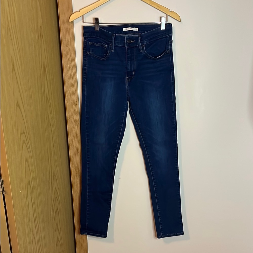 Levi's Blue Slimming Skinny Jeans